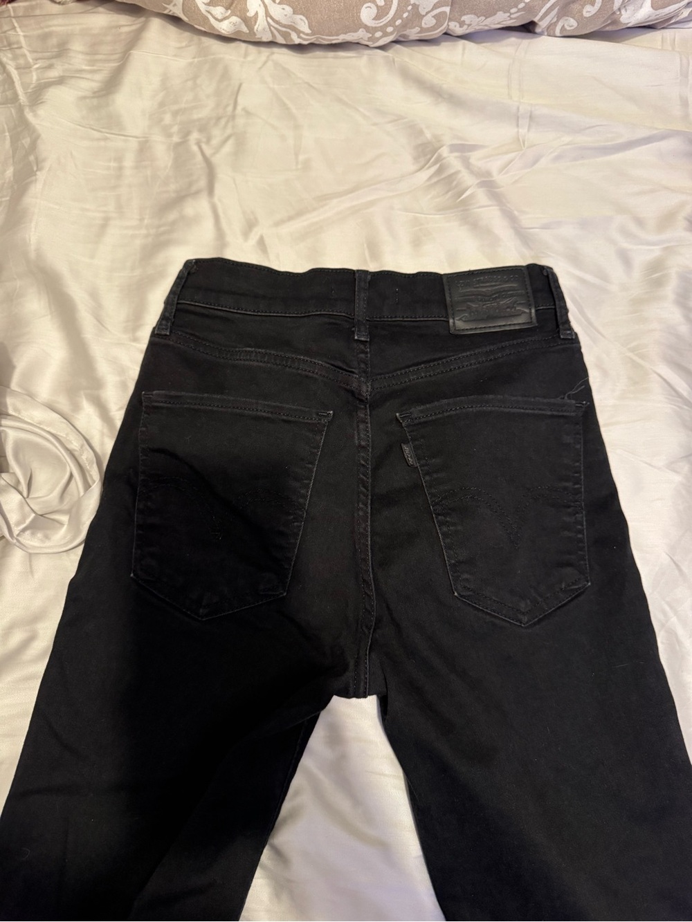 Levi's Women's Skinny Jeans - Black